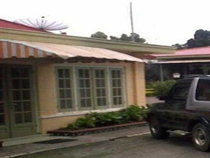 Pondok Indah, Karanganyar