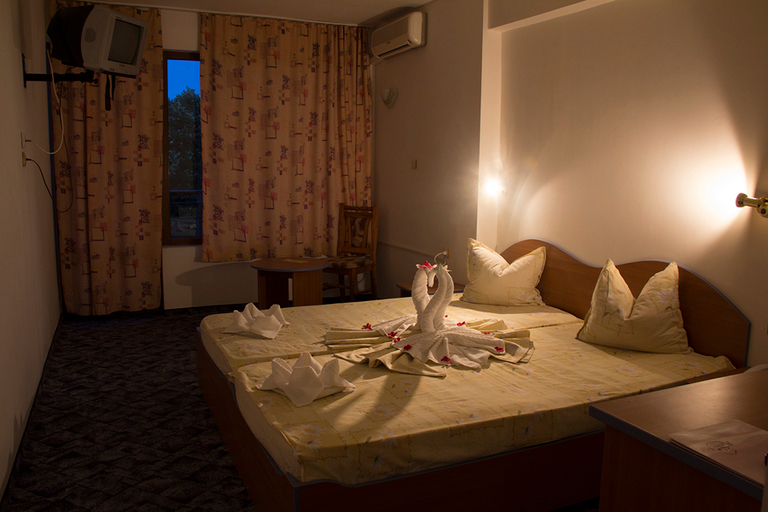 Bedroom 4, Kamchia Park Hotel, Varna