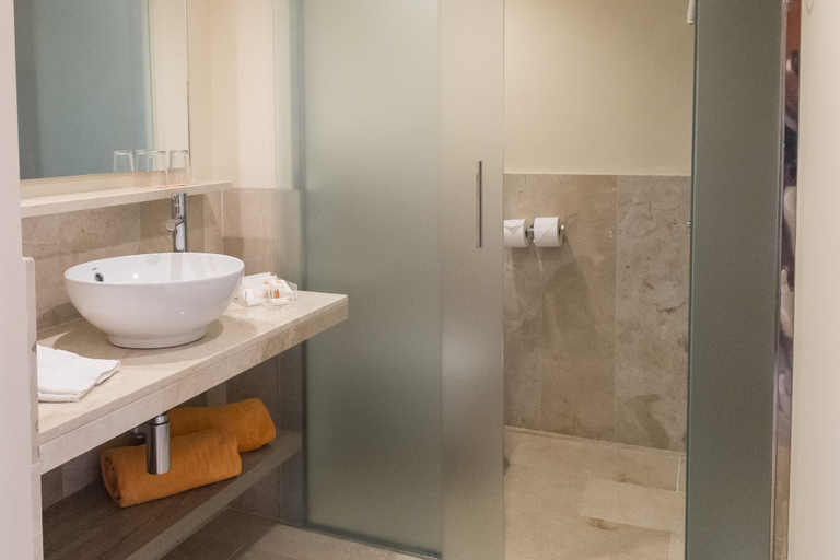 Bathroom 5, Viva Blue & Spa, Baleares