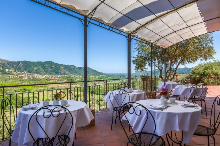 Food & Drinks 4, Agriturismo Il Poggio Luxury Country Resort, Messina