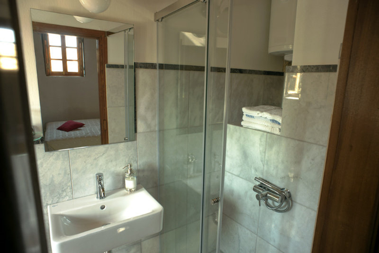 Bathroom 4, Theophano Art Hotel, Peloponnese