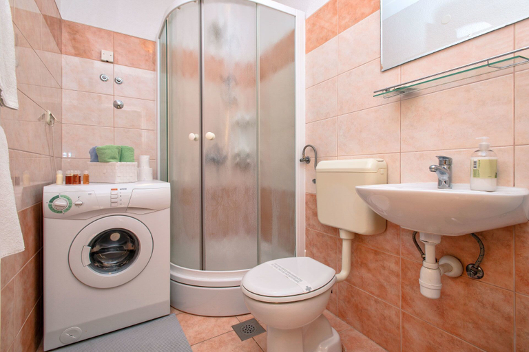 Bathroom 4, Apartments and Rooms Jasna, Hvar