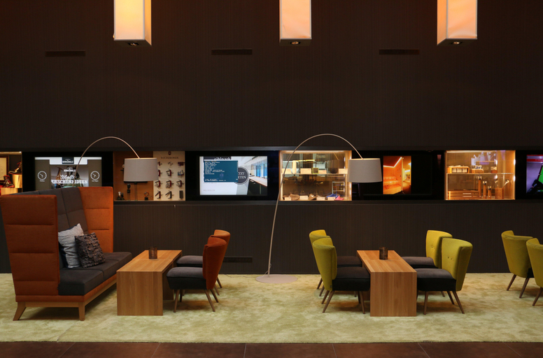 Public Area 4, Tailormade Hotel Sihlpark, Höfe