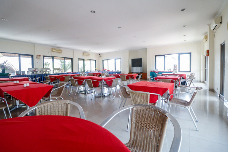 RedDoorz Premium @ Bukit Damai Indah, Balikpapan