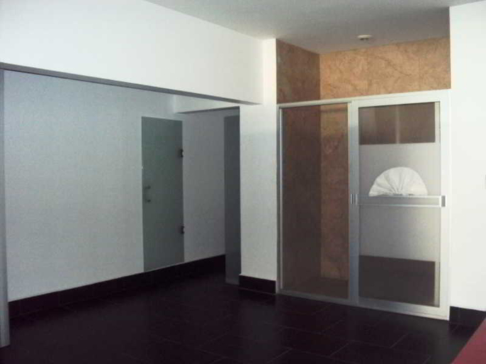 Public Area 5, Maria Dolores, San Luis Potosí