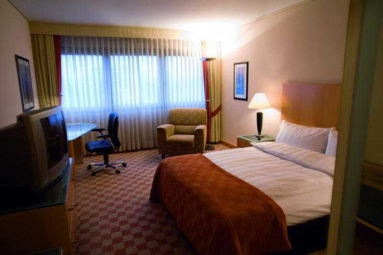 Bedroom 3, The Fontenay, Hamburg