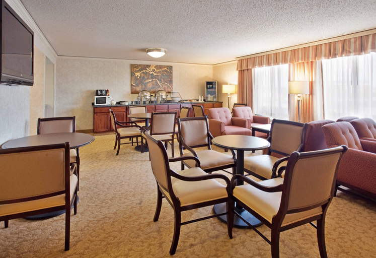 Public Area 3, Wyndham Executive Center Columbia, Boone