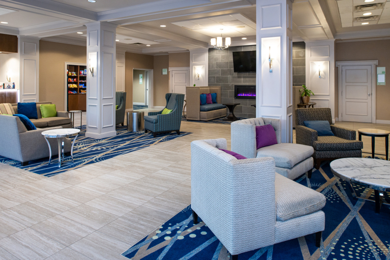Public Area 3, DoubleTree by Hilton Downtown Concord, Merrimack