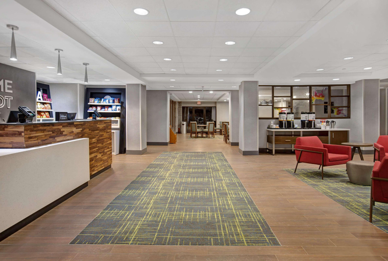 Public Area, Hampton Inn Westfield, Hampden