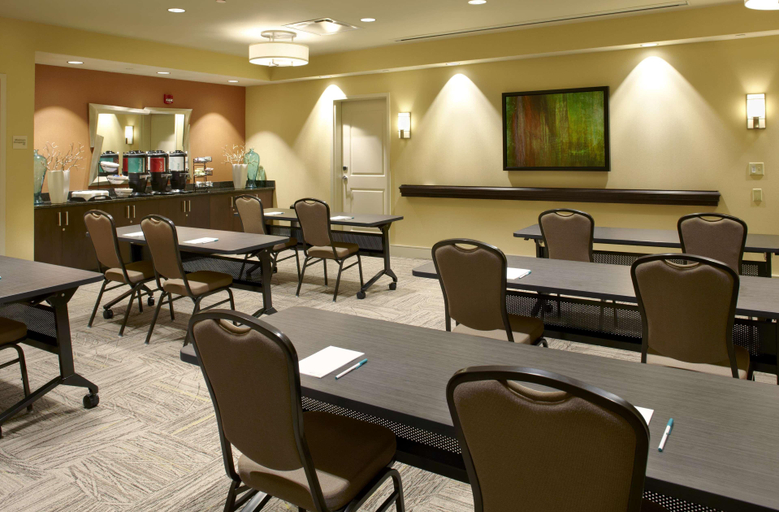 Food & Drinks 5, Homewood Suites by Hilton Pittsburgh Aprt/Robinson, Allegheny