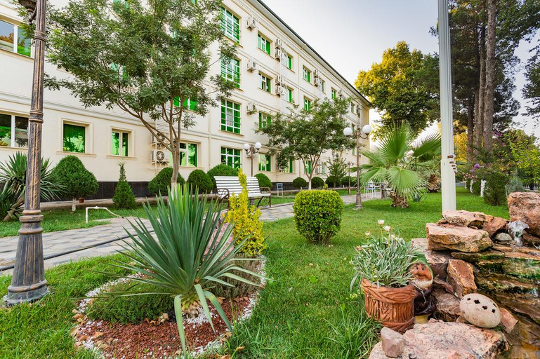 Exterior & Views 4, Asson, Termiz