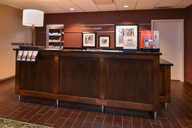 Public Area 2, Hampton Inn Omaha Midtown-Aksarben Area, Douglas