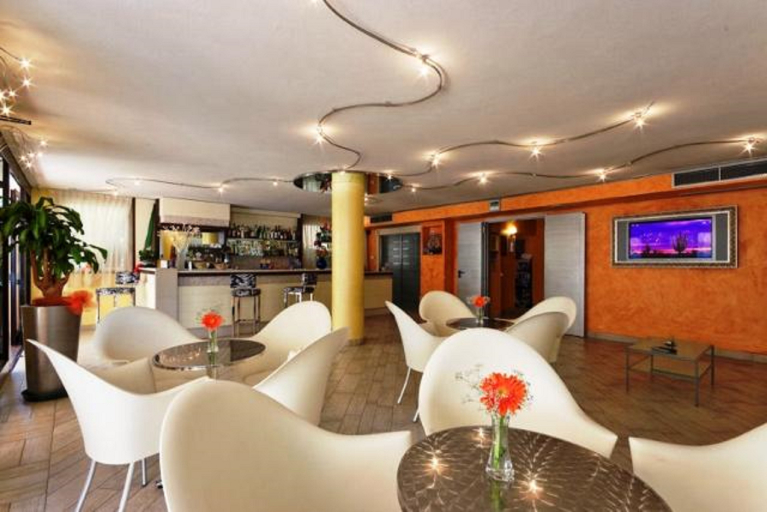 Public Area 3, Hotel Losanna, Ravenna