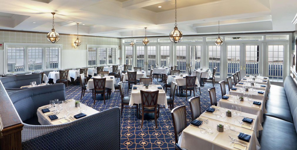 Food & Drinks 5, Madison Beach Hotel , Curio A Collection By Hilton, New Haven