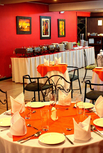 Food & Drinks 5, Pan American Hotel, Pedro Domingo Murillo