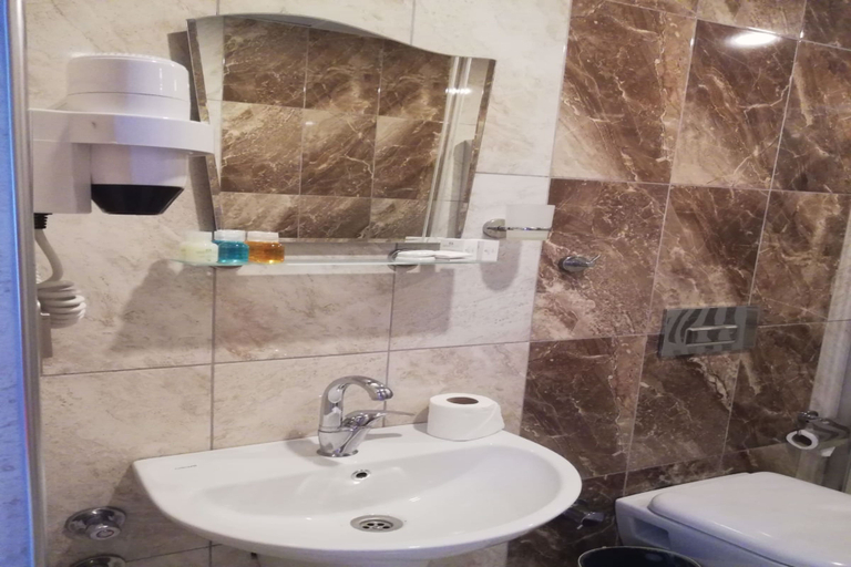 Bathroom 5, Zeynel Hotel, Antalya