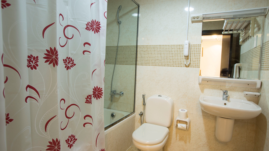 Bathroom, Travellers Hotel Apartment, Dubai