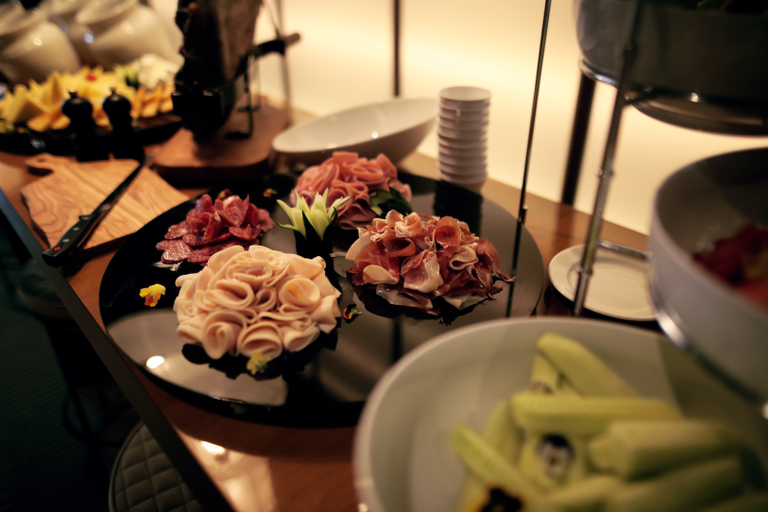 Food & Drinks 4, Kalos