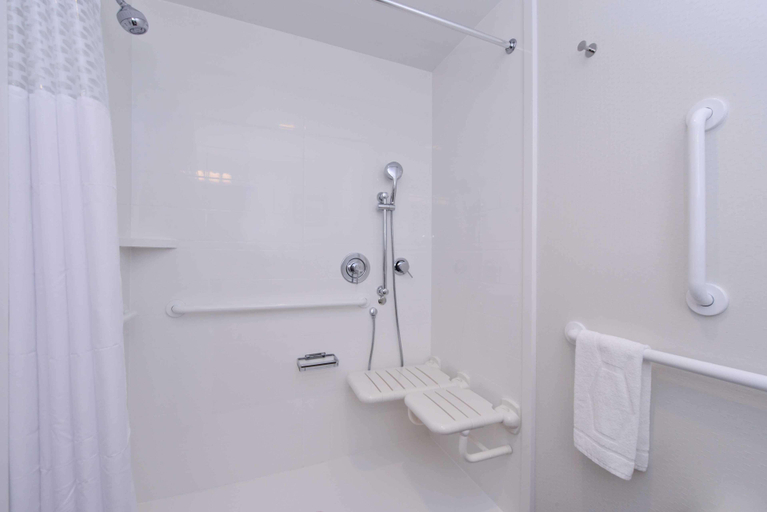 Bathroom 5, Hampton Inn Pittsburgh/ Wexford-Sewickley, Allegheny
