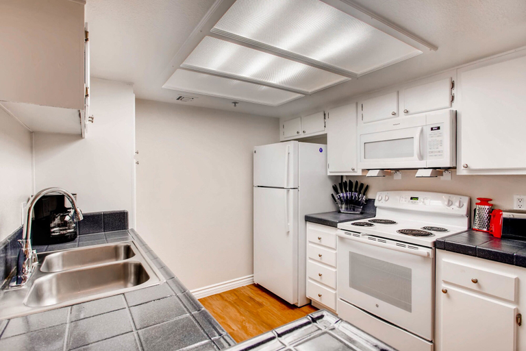 Others 5, 2 Bedroom 1 Bathroom Hideaway, San Diego