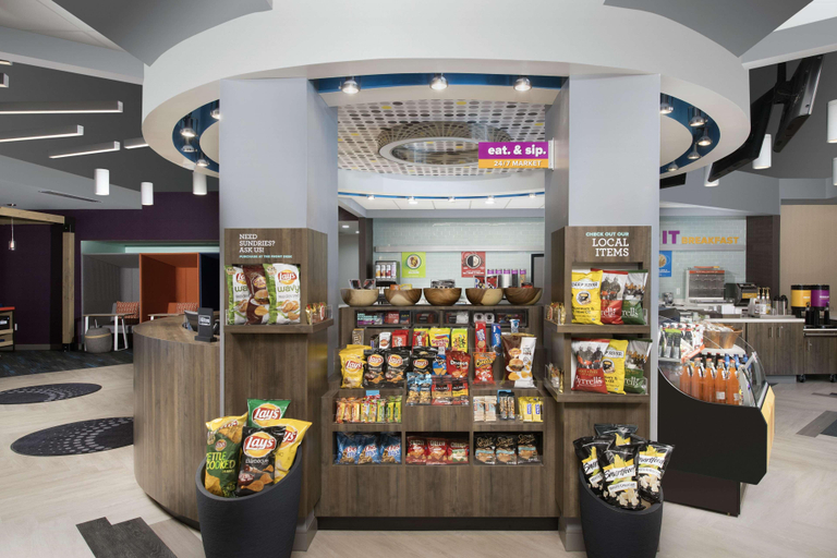 Food & Drinks 5, Tru by Hilton Murfreesboro, Rutherford