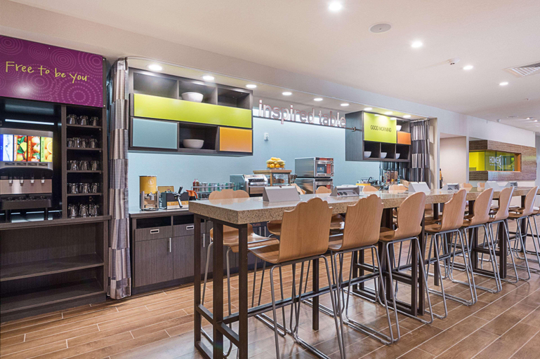 Food & Drinks 5, Home2 Suites by Hilton Oklahoma City- Yukon, Canadian