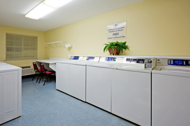 Public Area, Sonesta Simply Suites Parsippany Morris Plains, Morris