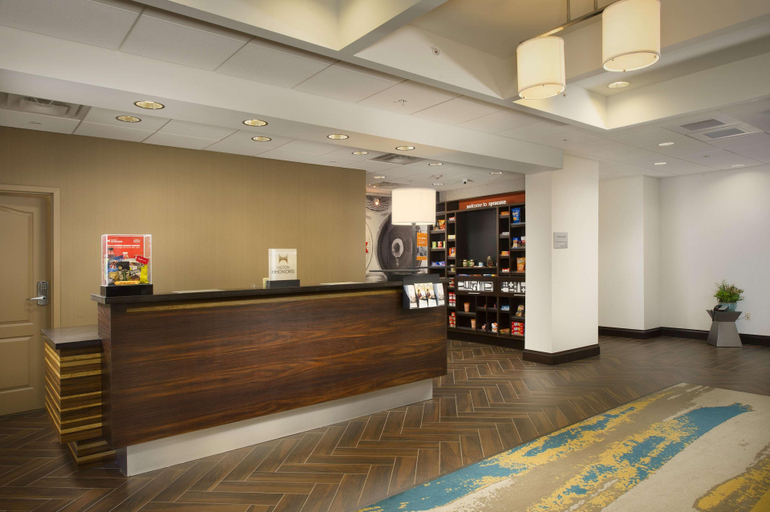 Public Area 2, Hampton Inn & Suites Syracuse/Carrier Circle, Onondaga