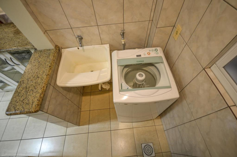 Bathroom 5, Residencial Baía dos Golfinhos, Bombinhas