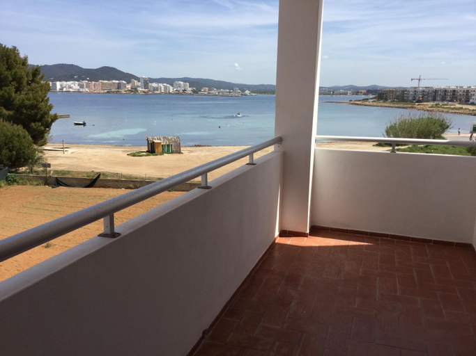 Bedroom 4, Apartamentos Alba, Baleares
