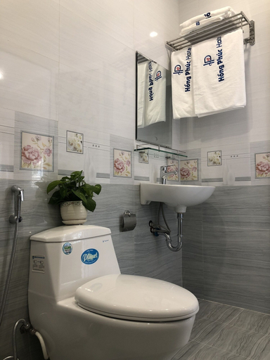 Bathroom 5, Hotel Hong Phuc, Qui Nhơn