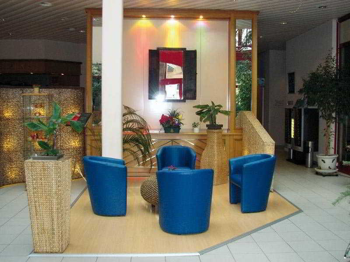 Public Area 3, Minotel Le Cedre, Aigle