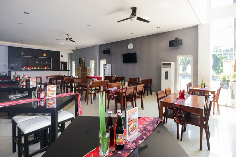 Food & Drinks 5, Airy Gadingrejo Ahmad Yani 55 Pasuruan, Pasuruan