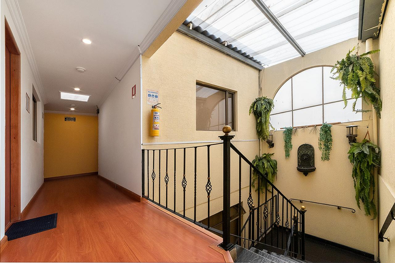 Public Area 2, Titas House, Santafé de Bogotá