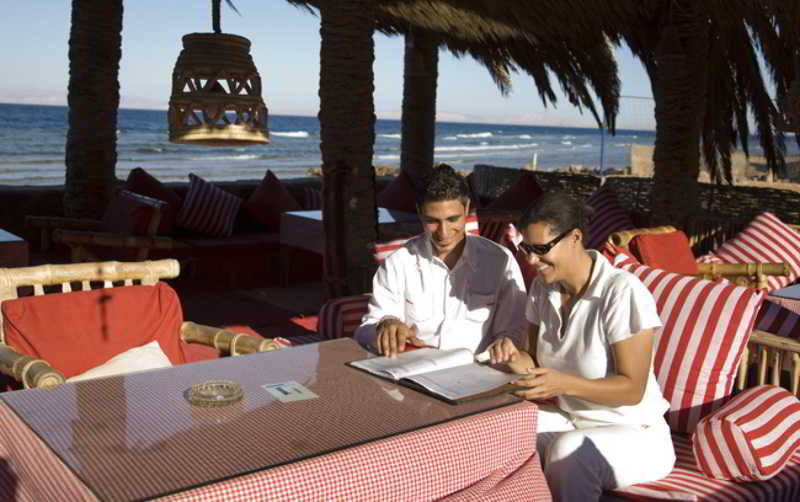 Food & Drinks 4, Coral Coast Hotel, Sant Katrin