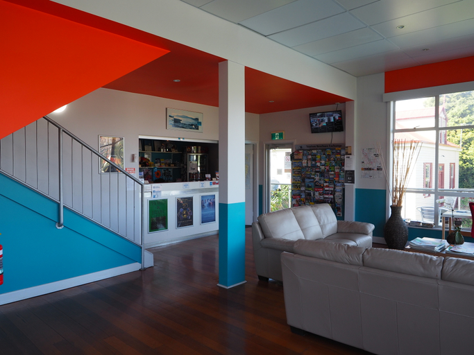 Public Area 2, Waterfront Lodge Motel, Glenorchy