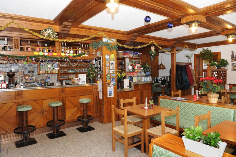Food & Drinks 5, Hotel Bucaneve, Trento