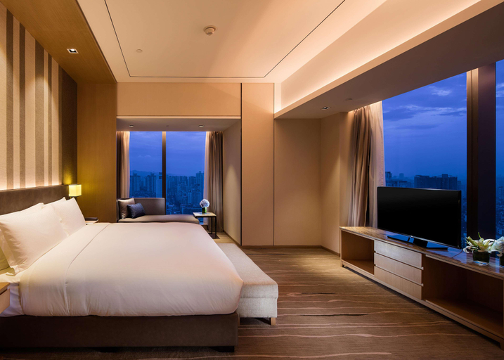 Bedroom 3, DoubleTree by Hilton Chongqing - Nan'an, Chongqing