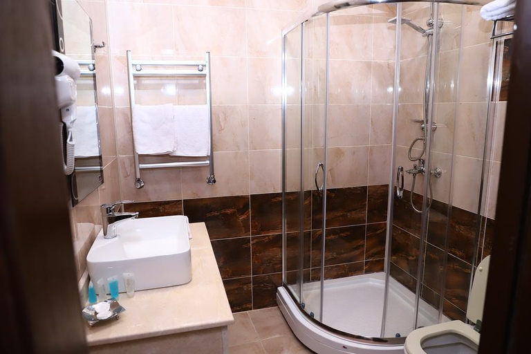 Bathroom 5, Ruma Qala Hotel, Şəki City