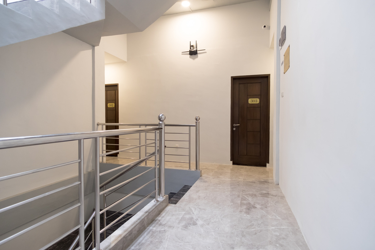 Exterior & Views 1, Kingstone Guest House, Medan