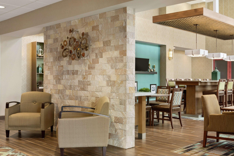 Public Area, Hampton Inn & Suites Minooka, Grundy