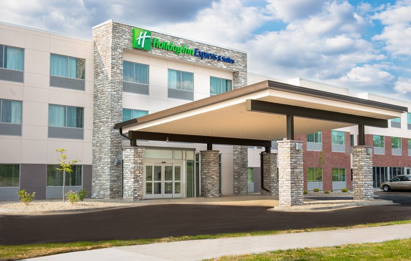 Exterior & Views 4, Holiday Inn Express & Suites ROCK FALLS by IHG, Whiteside