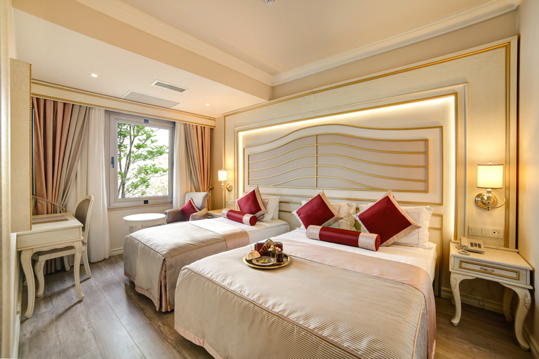 Bedroom 4, Halifaks Hotel, Şişli