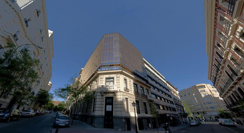 Exterior & Views 2, Gran Hotel Velazquez, Madrid