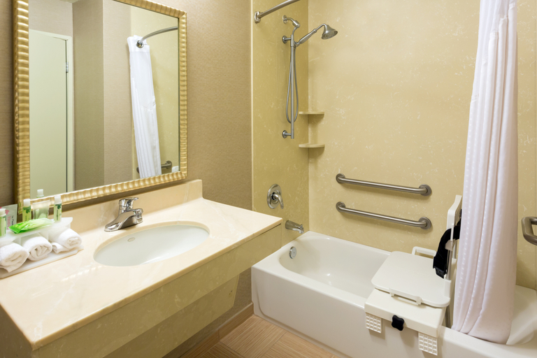 Bathroom 3, Holiday Inn Express GRANTS PASS by IHG, Josephine