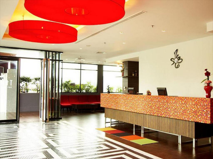 Public Area 2, The Sez Hotel Bangsaen, Muang Chon Buri