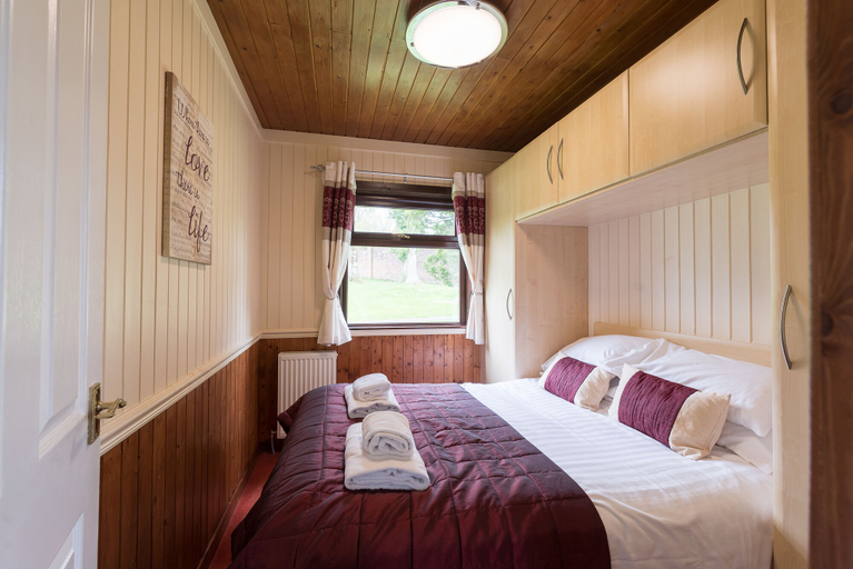 Bedroom 4, Conifer Lodge 8 With Hot Tub, Newton Stewart, Dumfries and Galloway