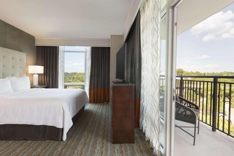 Bedroom 3, Embassy Suites by Hilton Greenville Downtown River, Greenville