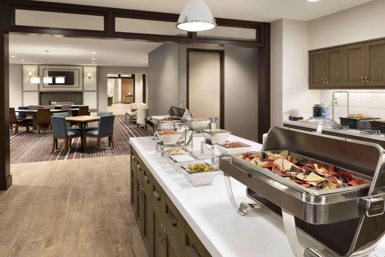 Food & Drinks 5, Homewood Suites Chicago Downtown West Loop, Cook