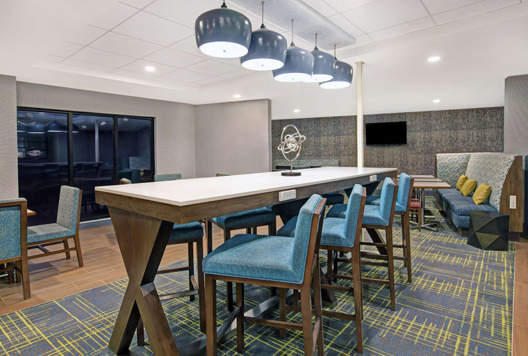 Public Area 2, Hampton Inn Westfield, Hampden